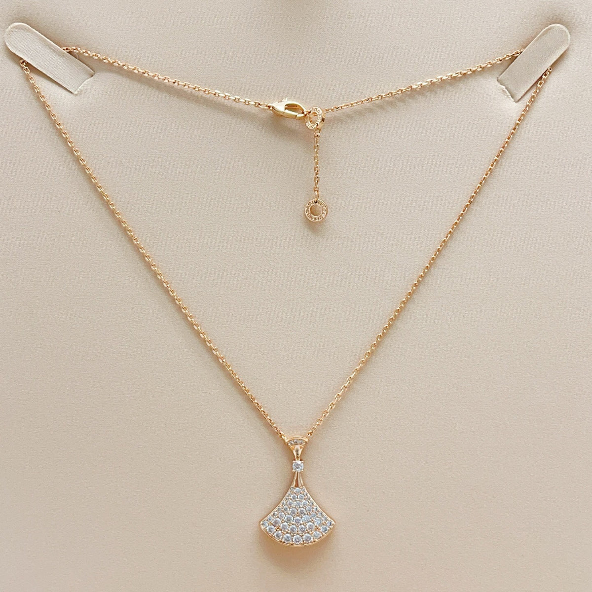 BVLGARI P70BX073 Crystal Necklace
