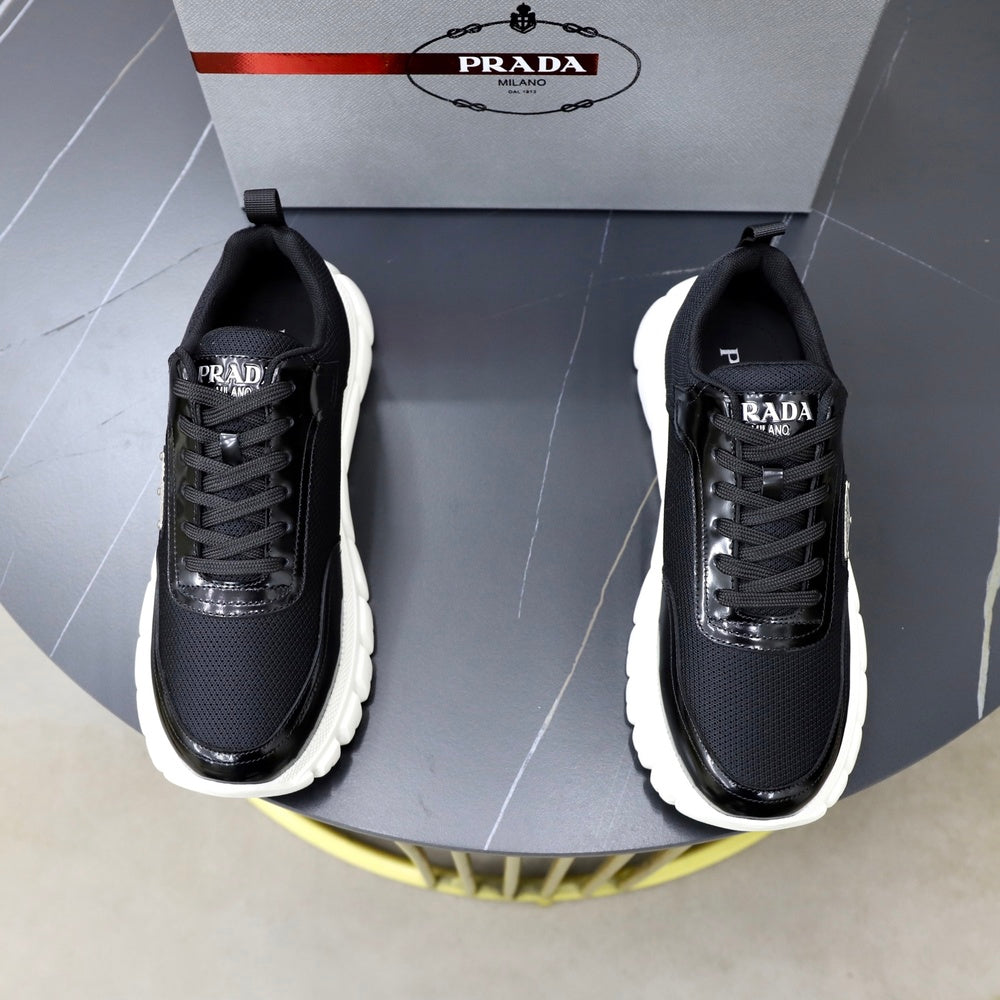 Prada Men's Shoes - Style 426050