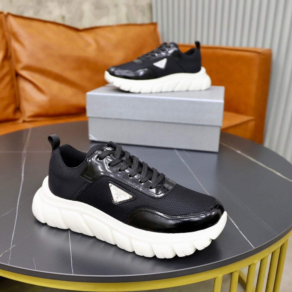 Prada Men's Shoes - Style 426050