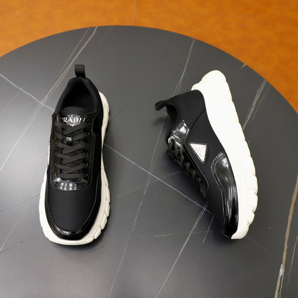 Prada Men's Shoes - Style 426050