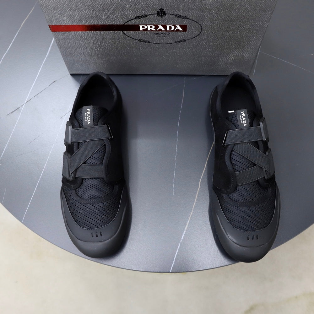 Prada Men's Sneakers - Style 428561