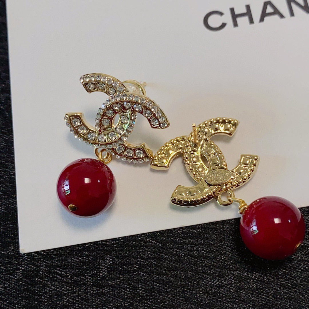 CHANEL Pearl Double-C Pendant Necklace