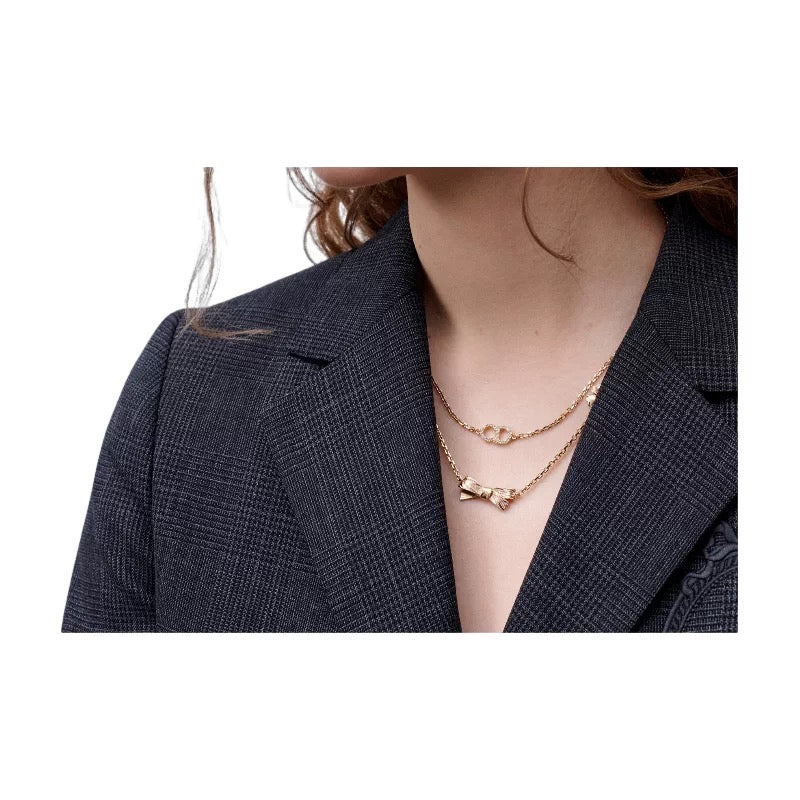 Bow Necklace