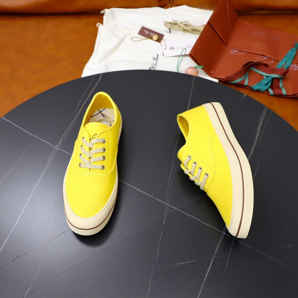 Designer Unisex Shoes - Style 426754