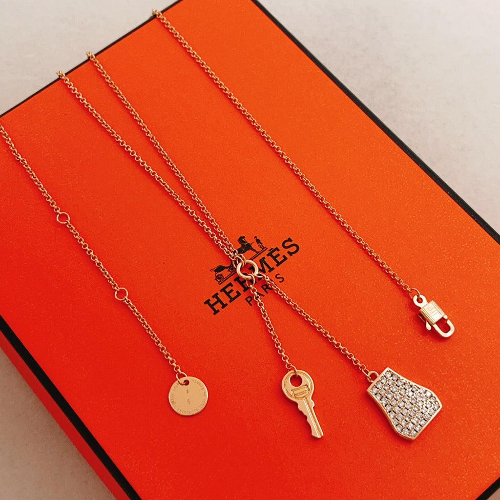 HERMÈS P80HX147 Crystal Tassel Necklace