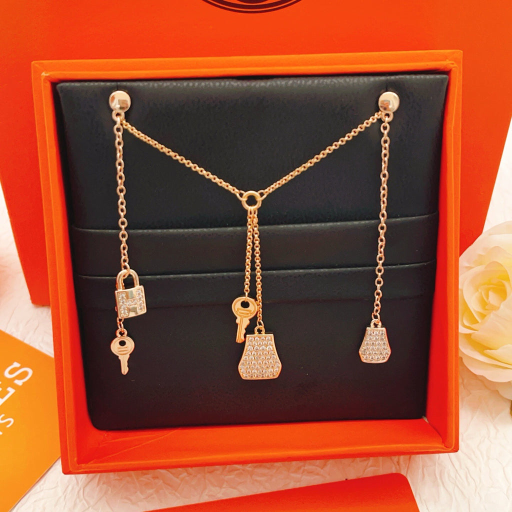 HERMÈS P80HX147 Crystal Tassel Necklace