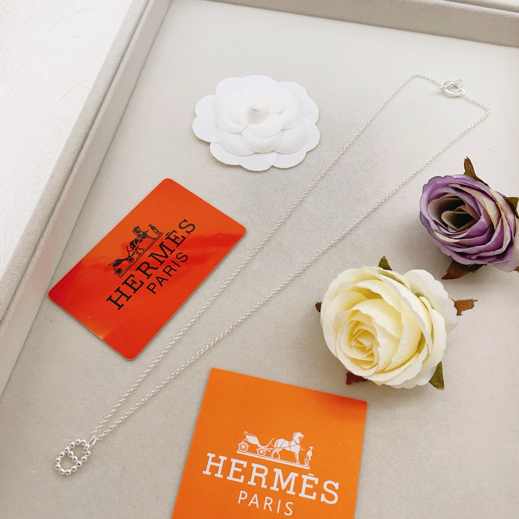 HERMÈS P75HX148 Pearl Necklace