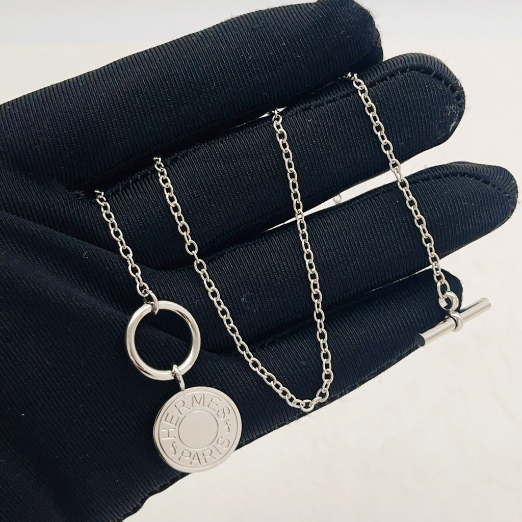 HERMÈS P77HX160 Necklace