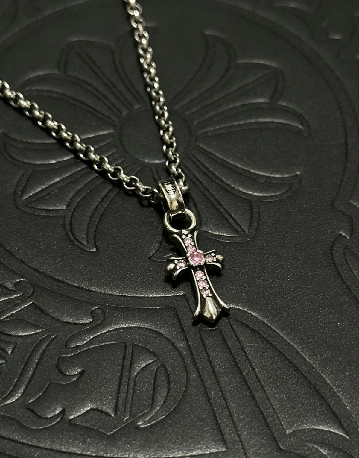 P70 Vintage Pendant Necklace