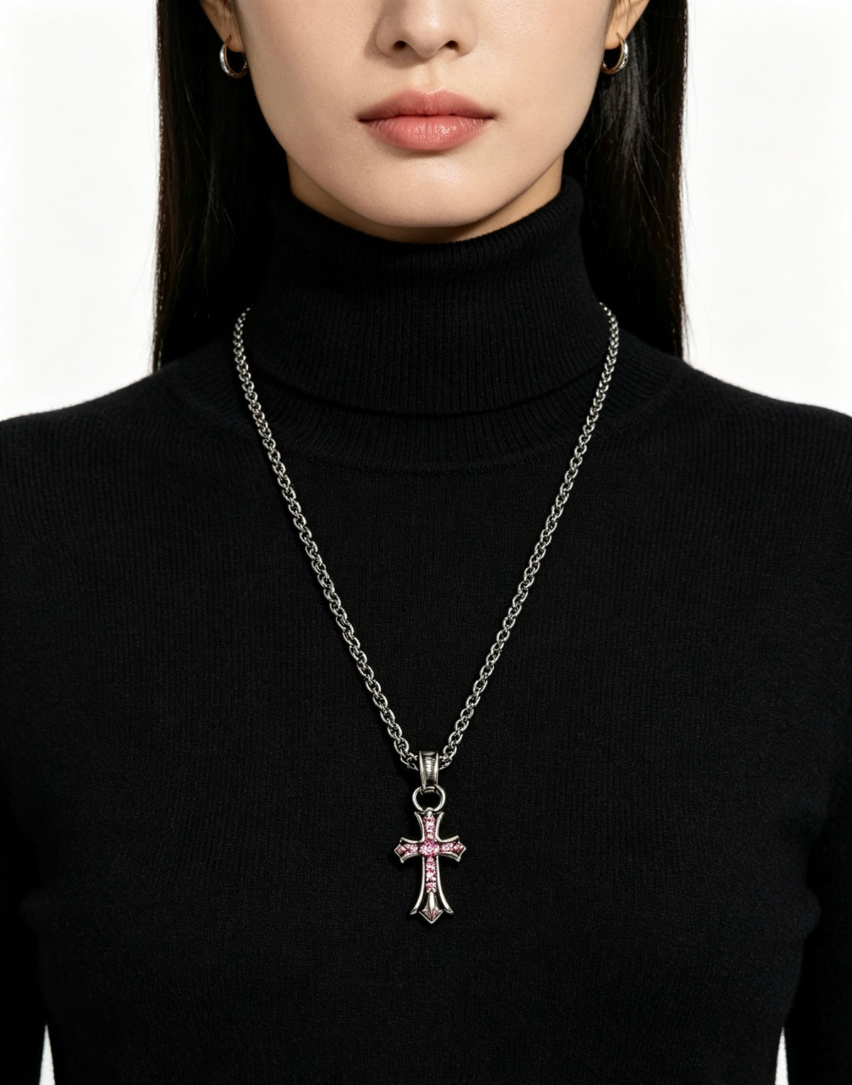 P70 Vintage Pendant Necklace