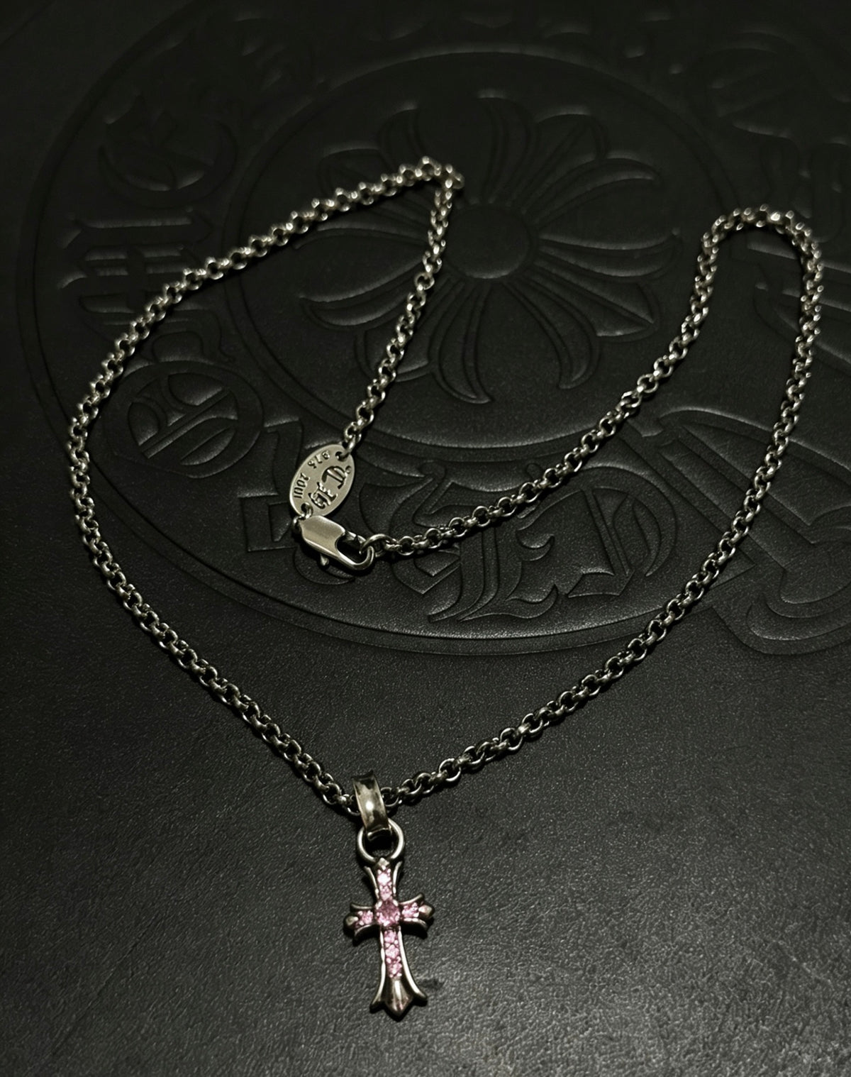 P70 Vintage Pendant Necklace