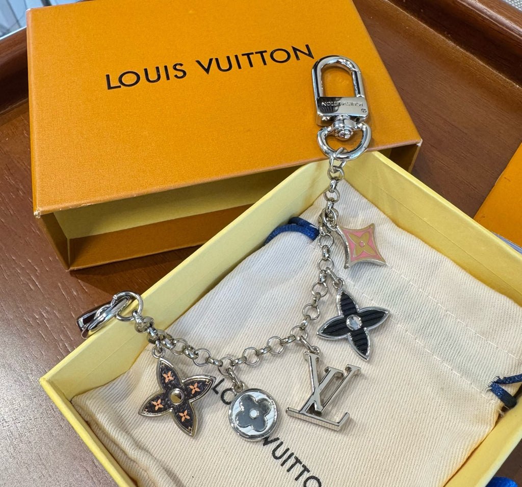 LOUIS VUITTON Canvas Flower Bag Charm Keychain
