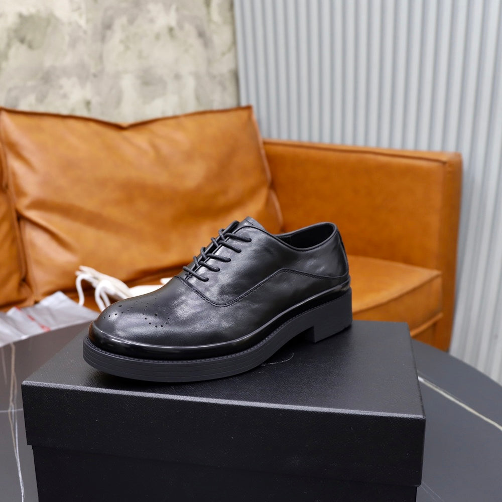 Prada Men's Boots - Style 426473