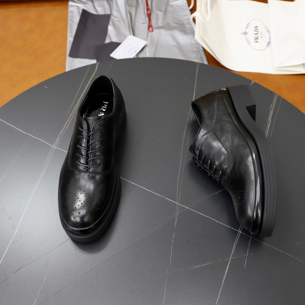 Prada Men's Boots - Style 426473