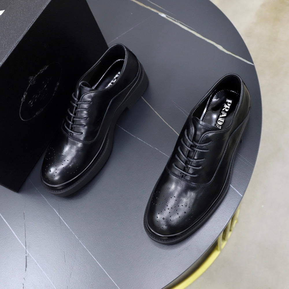 Prada Men's Boots - Style 426473