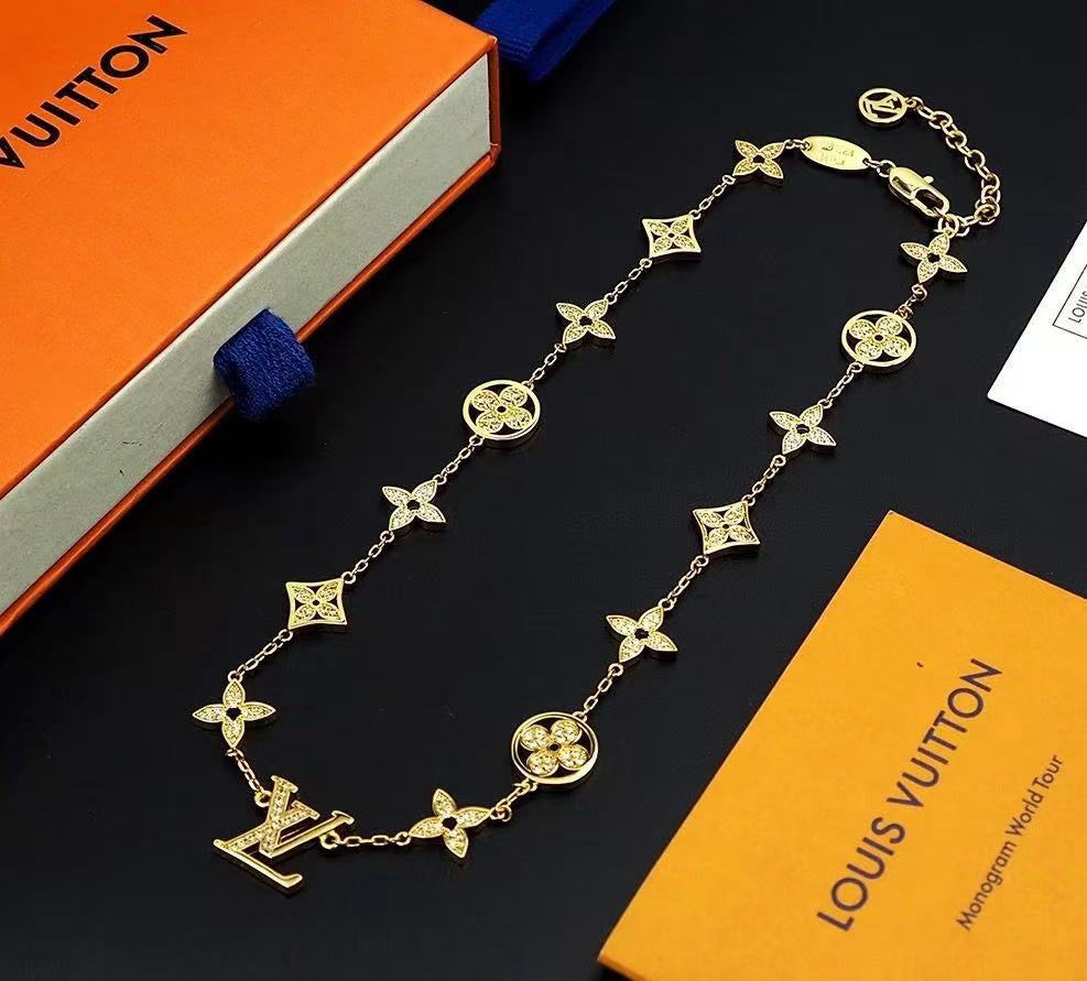 LOUIS VUITTON Necklace