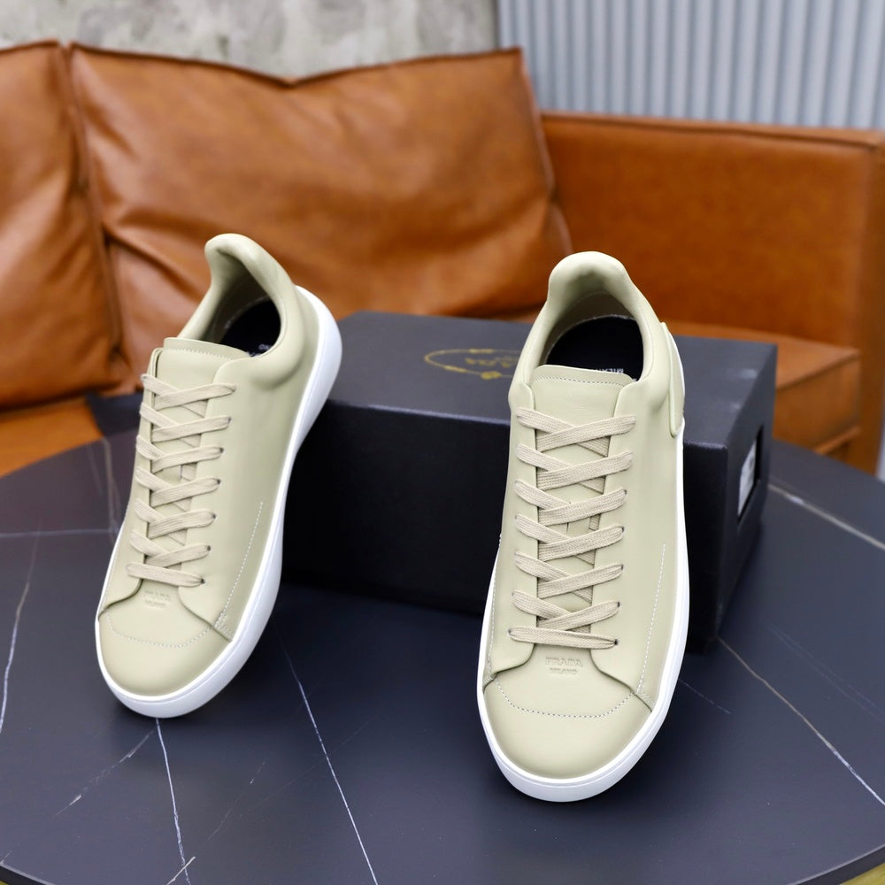 Prada Men's Dress Shoes - Style 426597