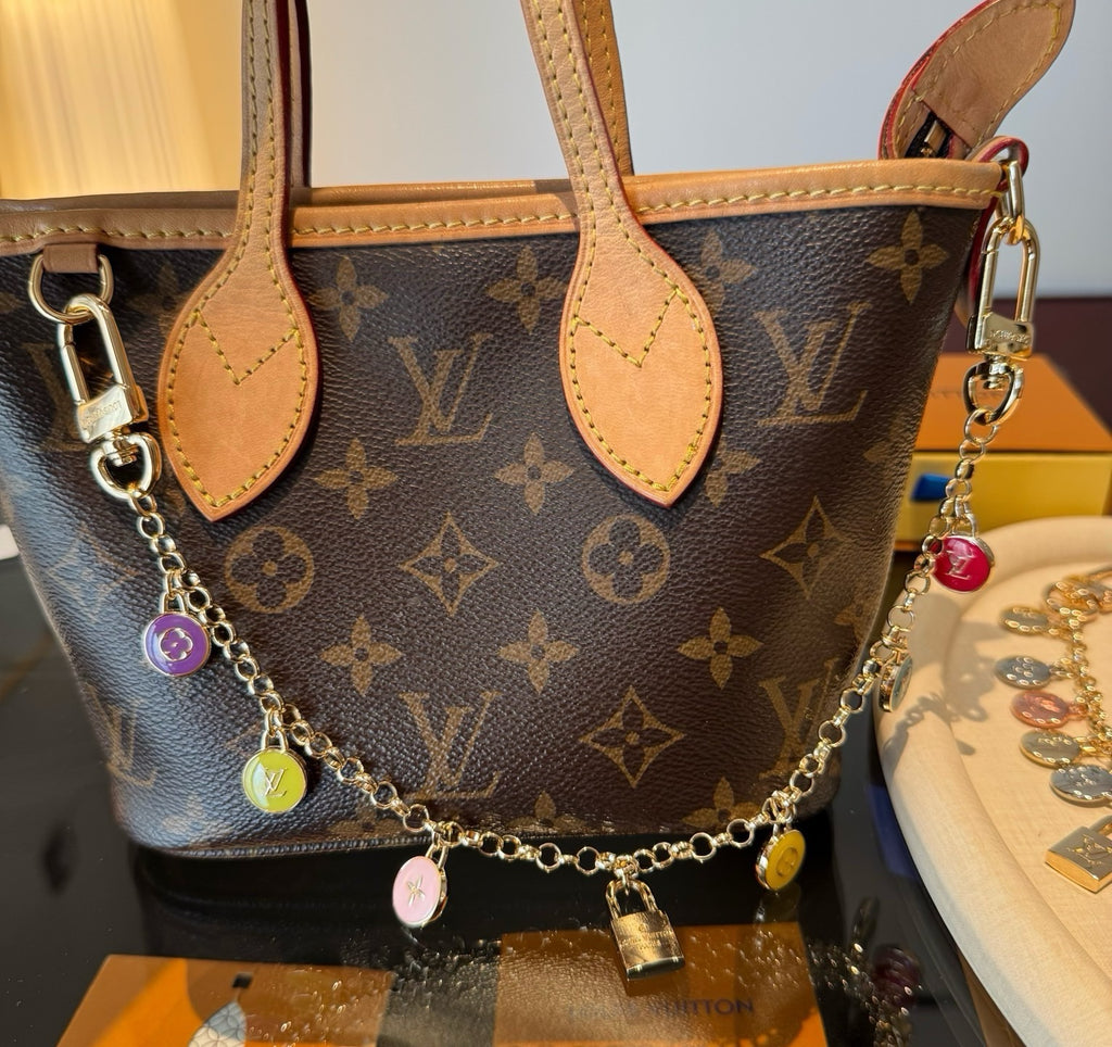LOUIS VUITTON Keychain Chain