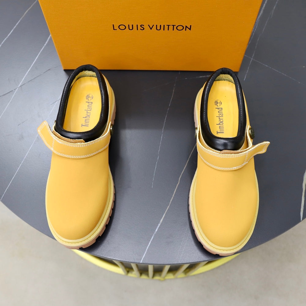 Louis Vuitton Men's Boots - Style 426698