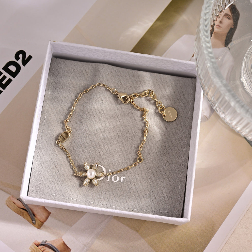 DIOR Necklace