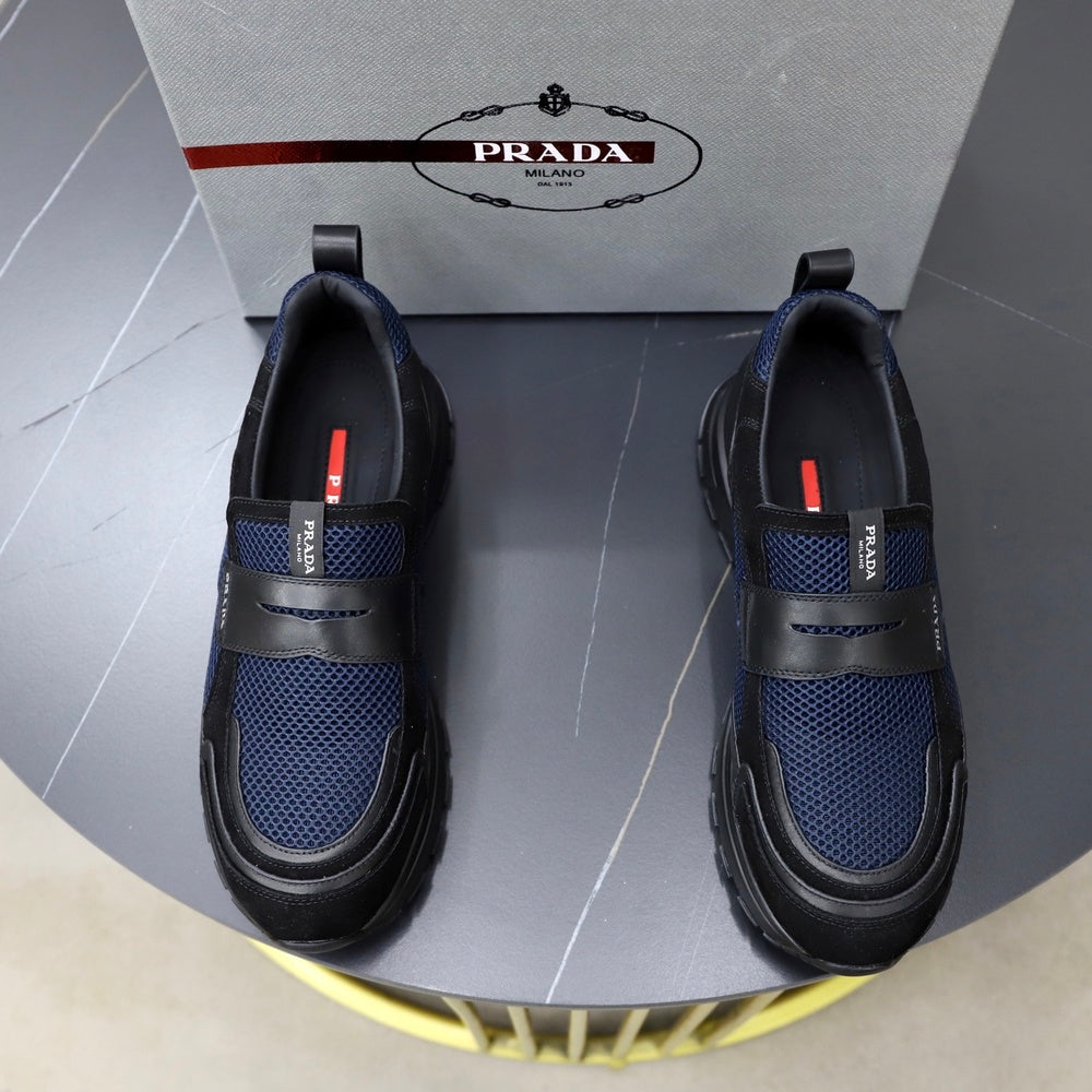 Prada Men's Sneakers - Style 426702