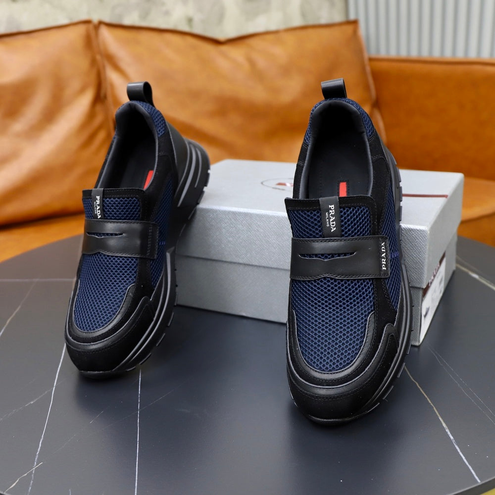 Prada Men's Sneakers - Style 426702
