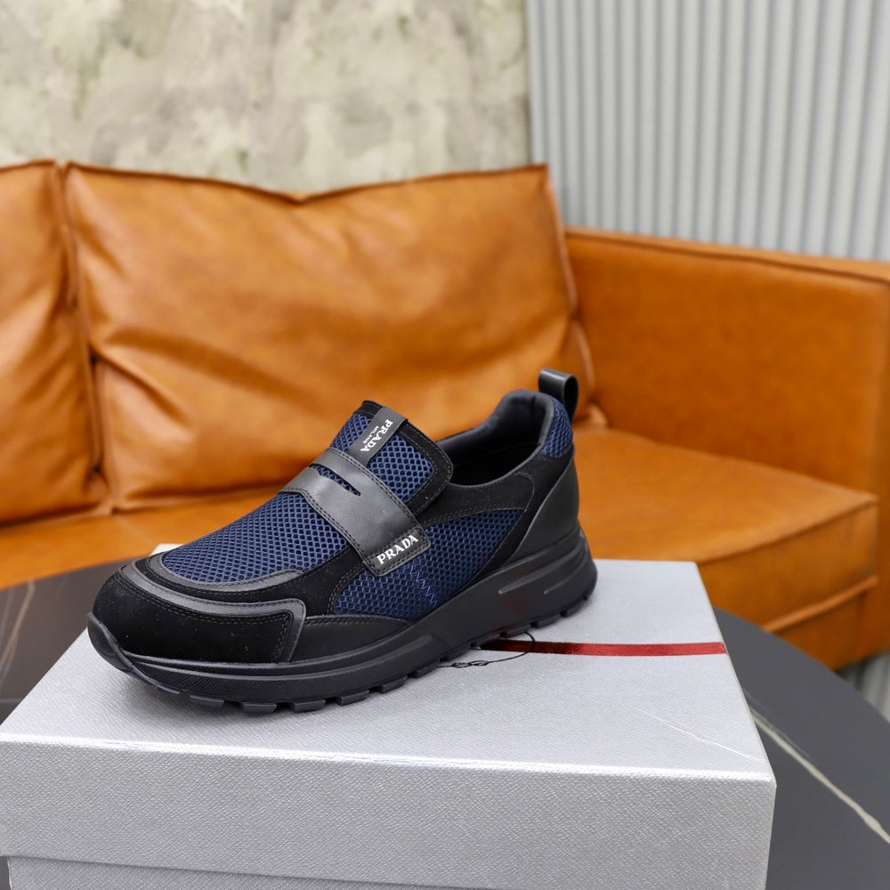 Prada Men's Sneakers - Style 426702