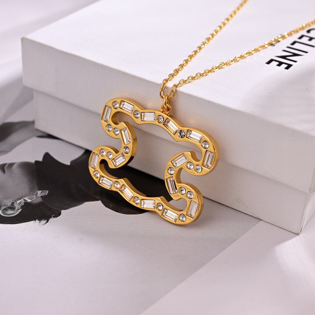 CELINE Necklace