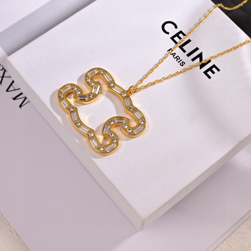 CELINE Necklace