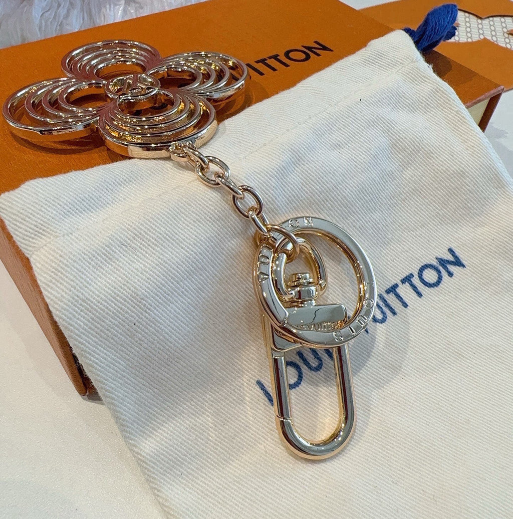 LOUIS VUITTON MO2798 Canvas Metal Bag Charm Keychain