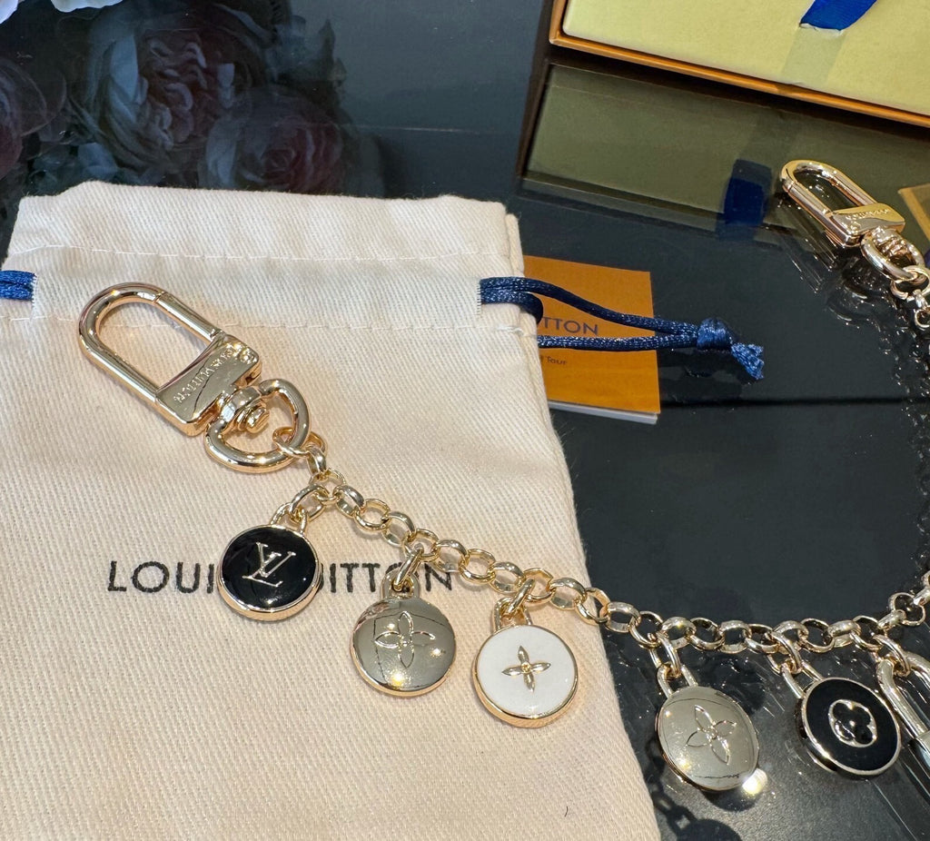 LOUIS VUITTON Metal Bag Charm Keychain