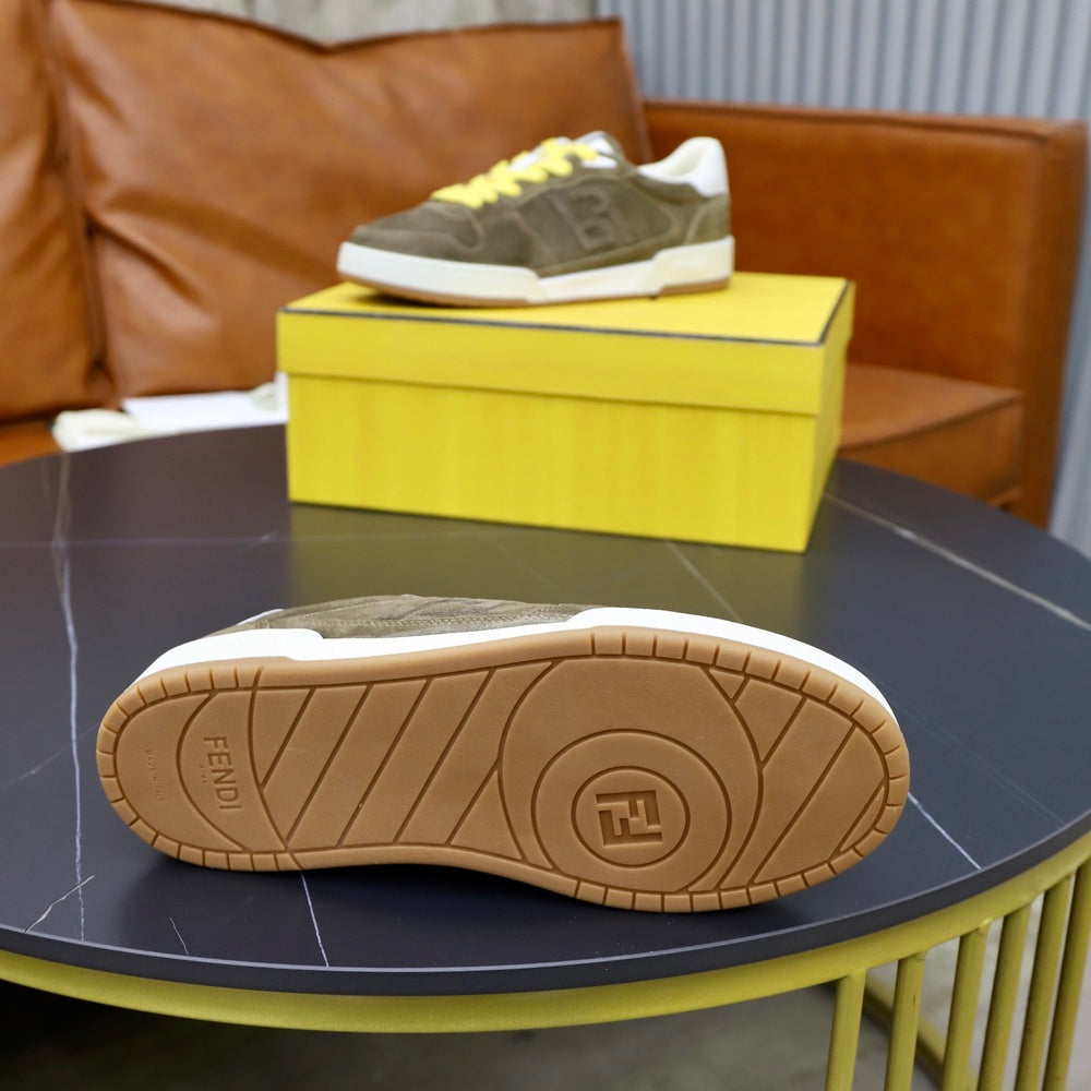 Fendi Unisex Sneakers - Style 426484