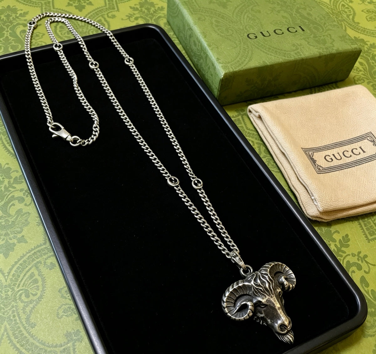 GUCCI Vintage Pendant Necklace