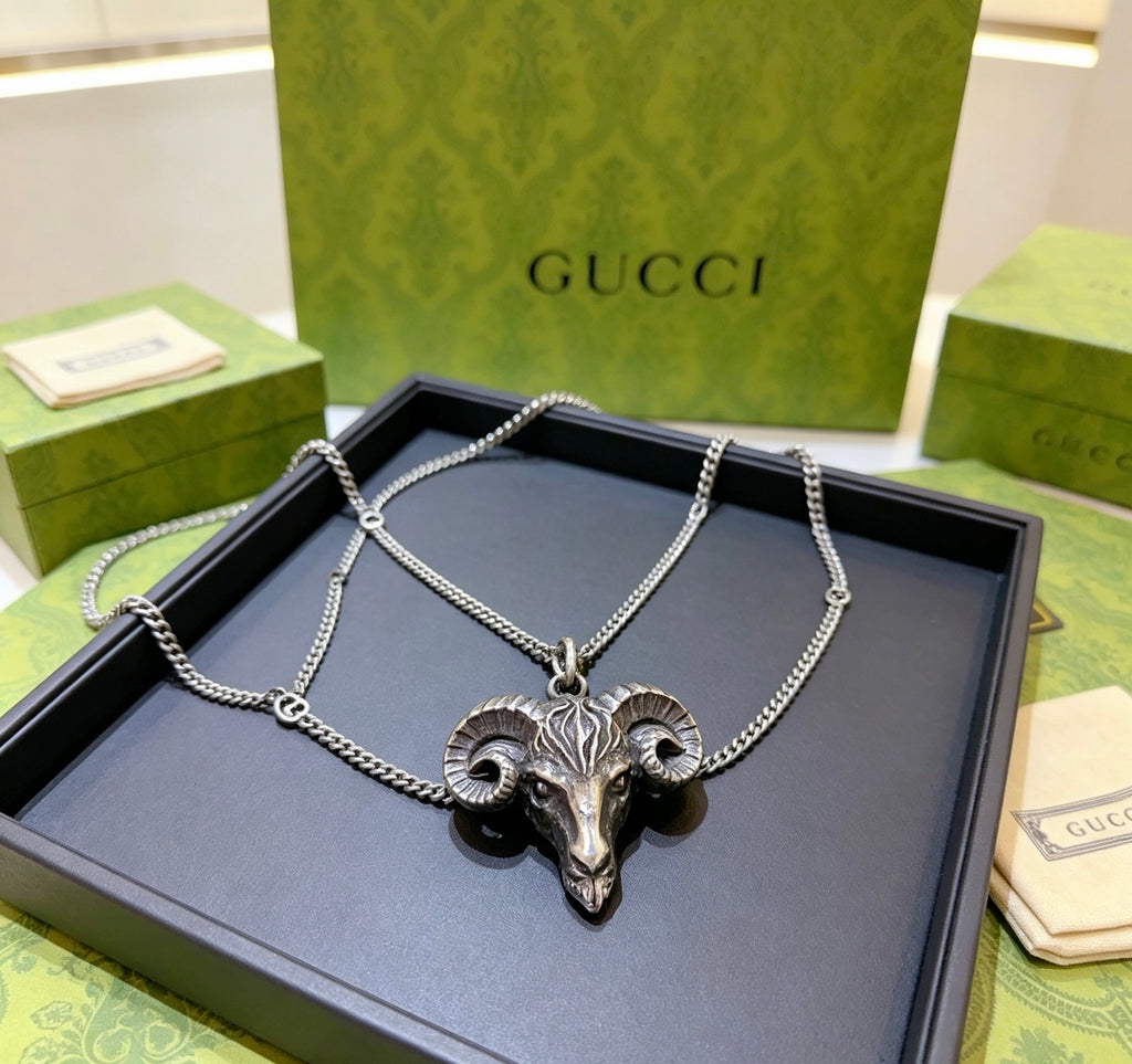 GUCCI Vintage Pendant Necklace
