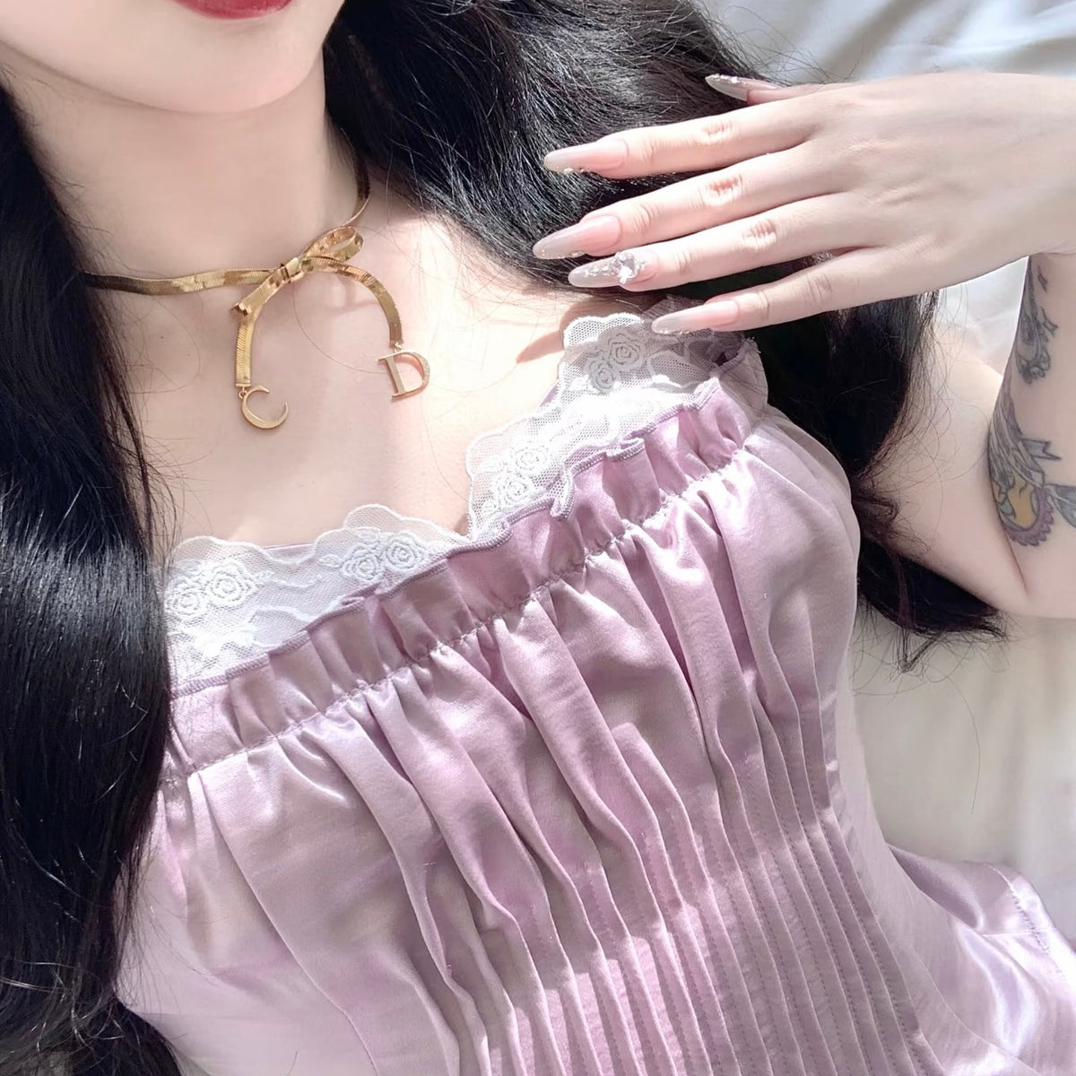Bow Necklace