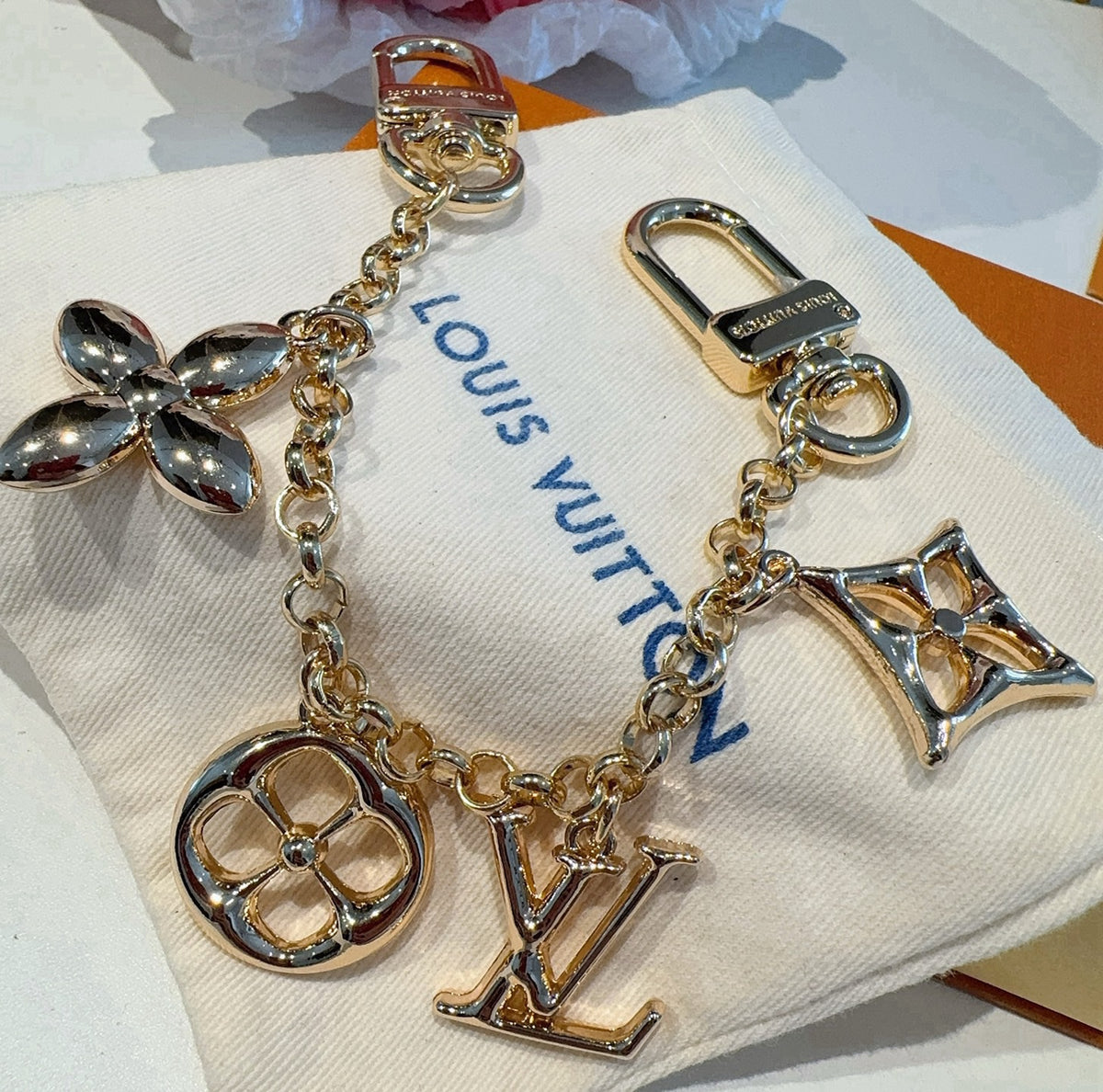 LOUIS VUITTON M01188 Canvas Flower Bag Charm Keychain