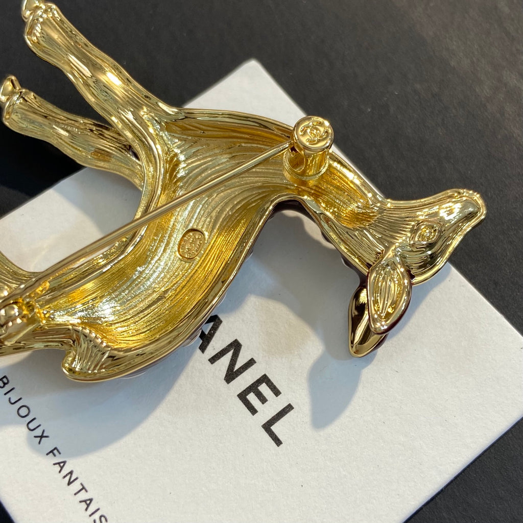 CHANEL Enamel Double-C Vintage Necklace