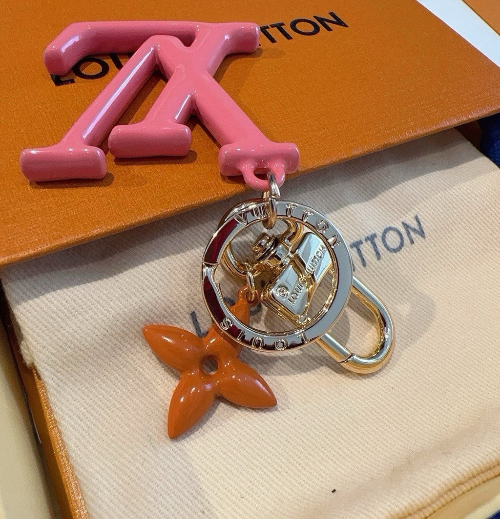 LOUIS VUITTON M02468 Brass Flower Bag Charm Keychain
