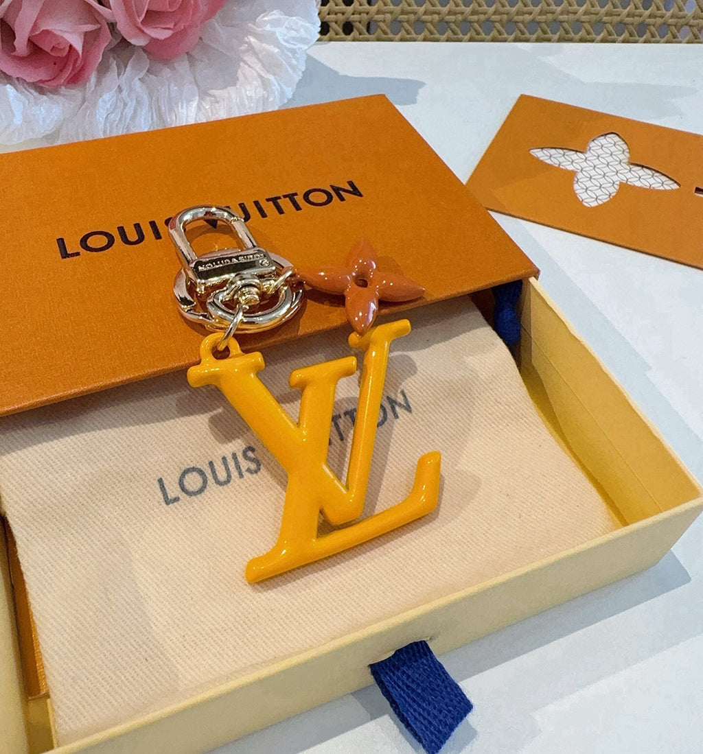 LOUIS VUITTON M02468 Brass Flower Bag Charm Keychain