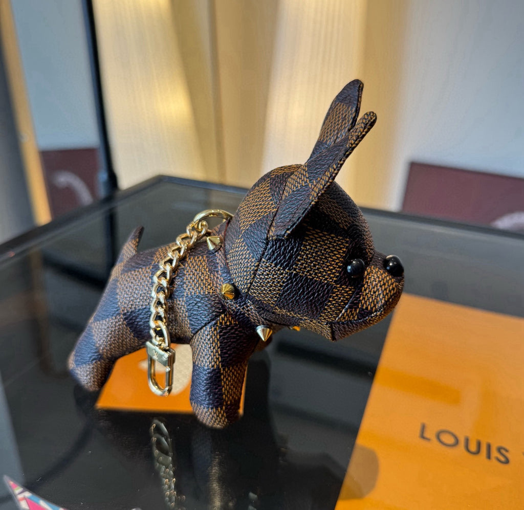 LOUIS VUITTON Metal Logo Keychain