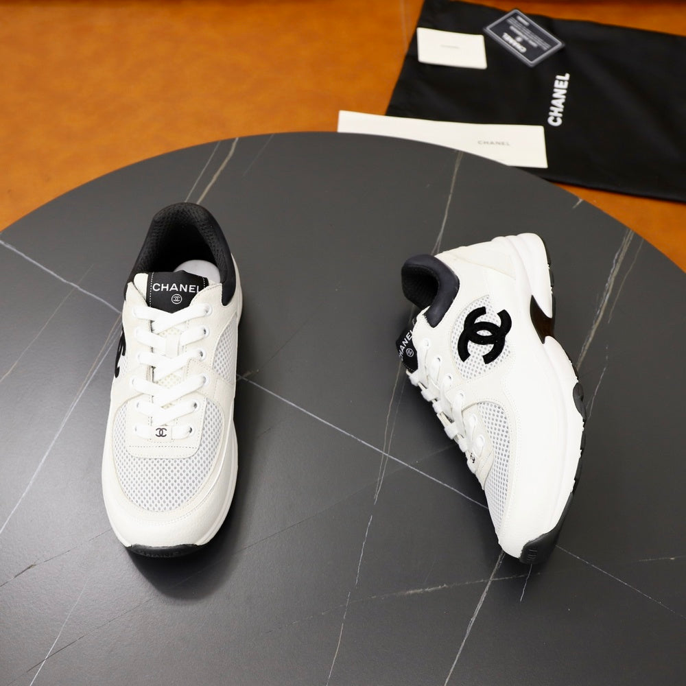 Designer Unisex Sneakers - Style 426600