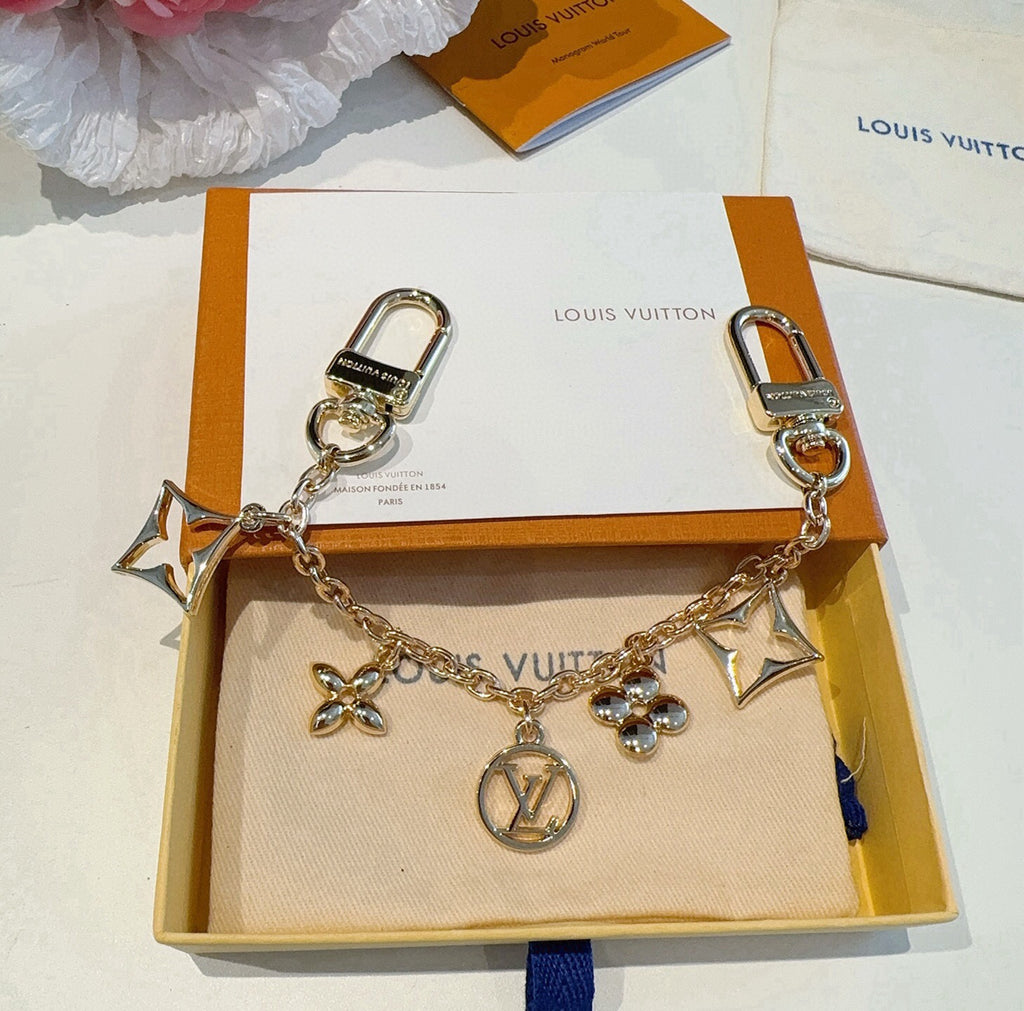 LOUIS VUITTON M01188 Canvas Flower Bag Charm Keychain