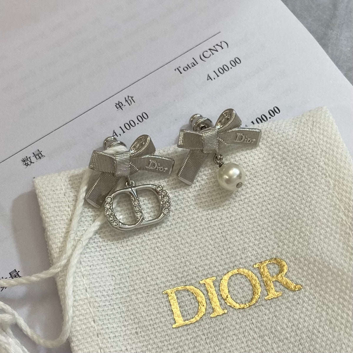 P80 Bow Earrings