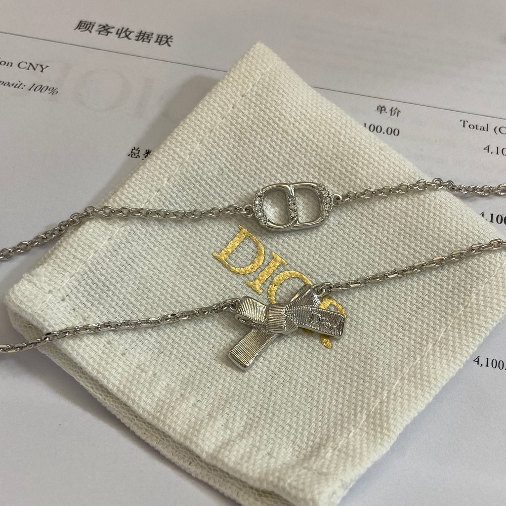 Silver-Tone Bow Necklace