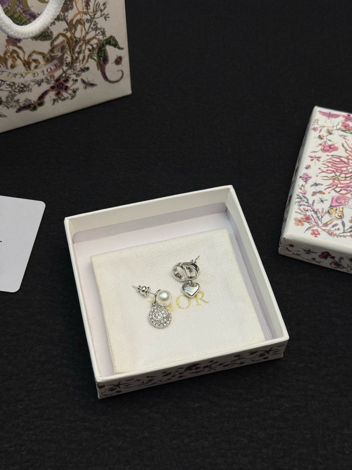 DIOR Pearl Earrings