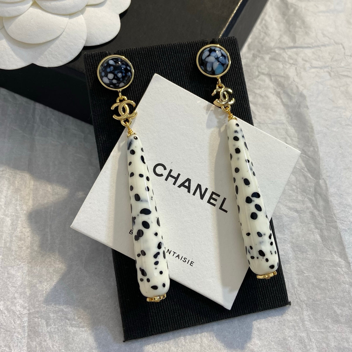 P85 Double-C Vintage Earrings