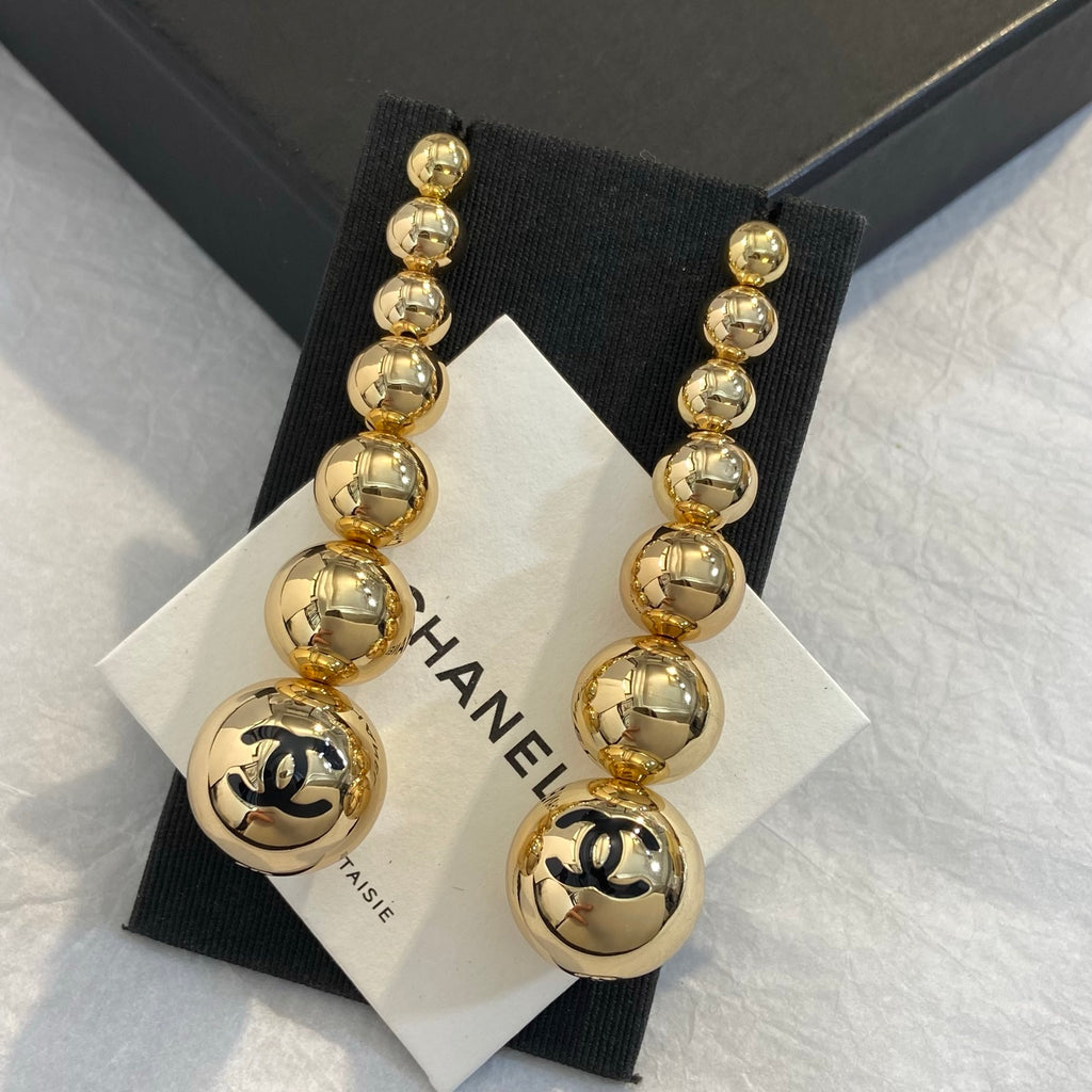 P85 Double-C Vintage Earrings