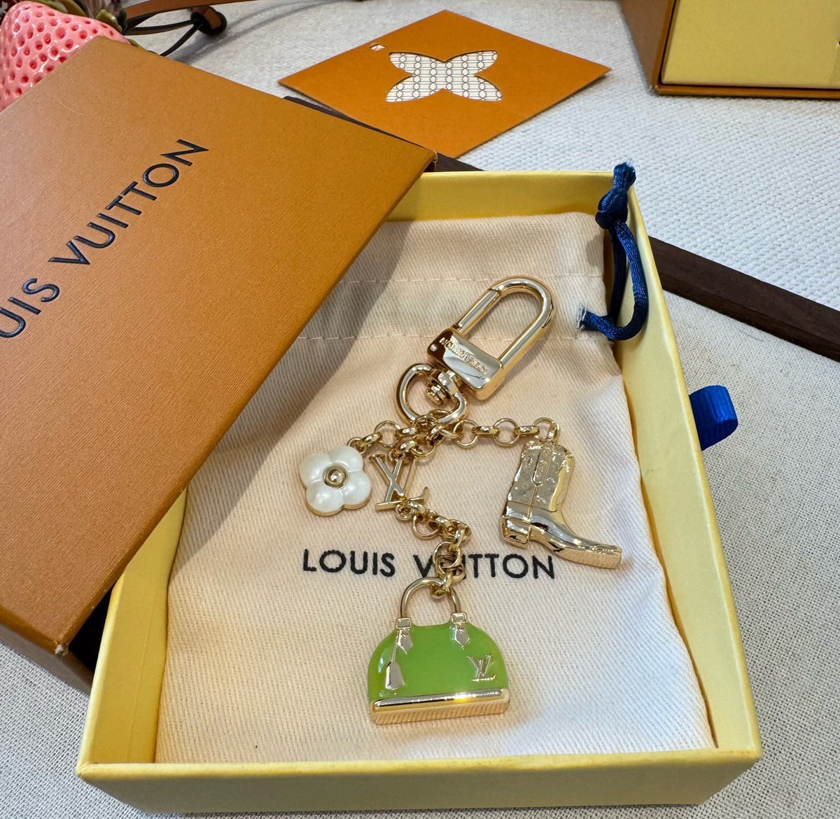 LOUIS VUITTON Metal Bag Charm Keychain