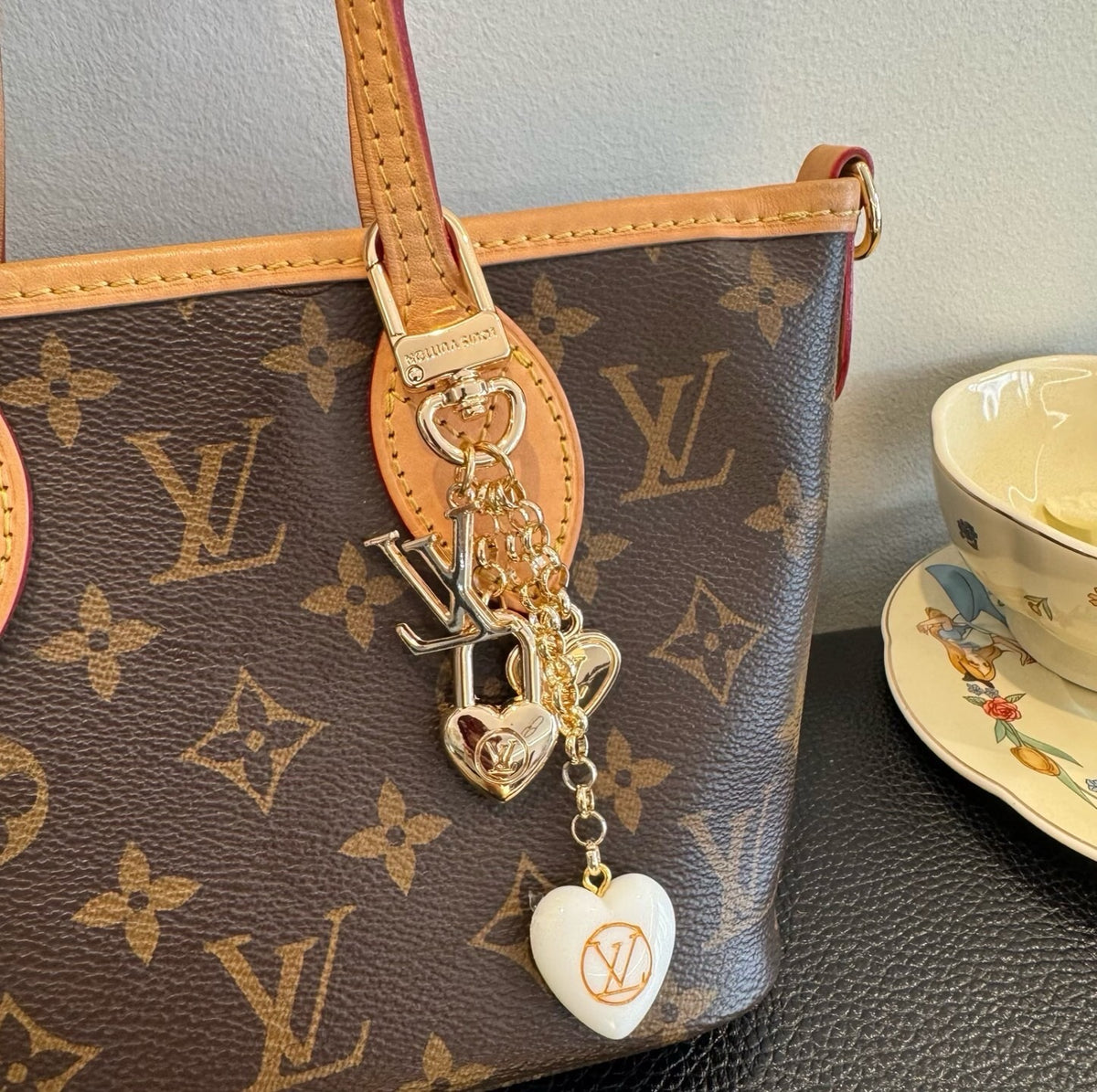 LOUIS VUITTON Canvas Flower Bag Charm Keychain