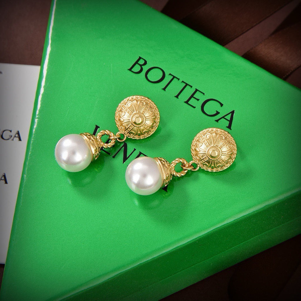 Pearl Earrings
